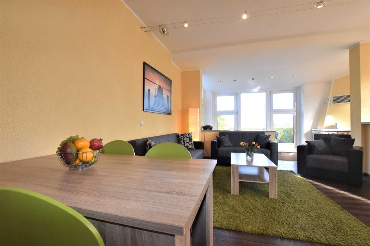 Ferienwohnungen Kleckerburg Mit Me Kagsdorf Exterior photo