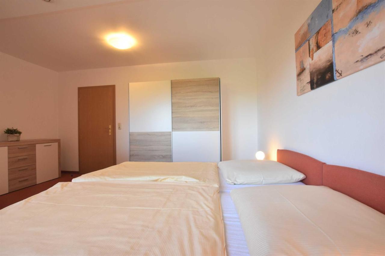 Ferienwohnungen Kleckerburg Mit Me Kagsdorf Exterior photo