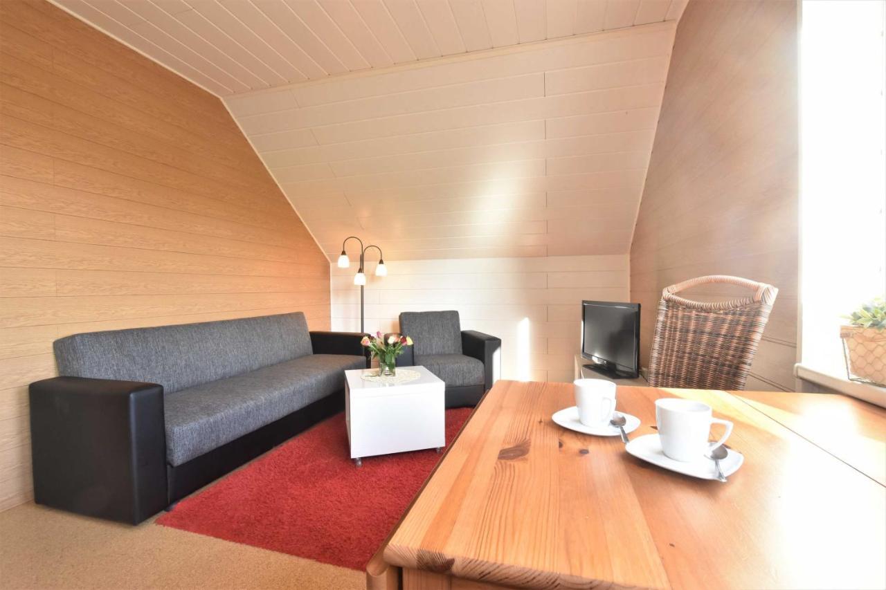 Ferienwohnungen Kleckerburg Mit Me Kagsdorf Exterior photo